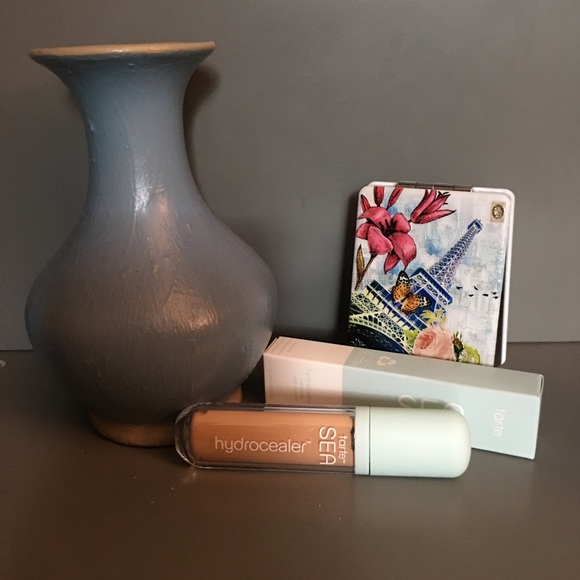 New in Box Tarte Hydrocealer Concealer 20n Light Neutral - Picture 1 of 4